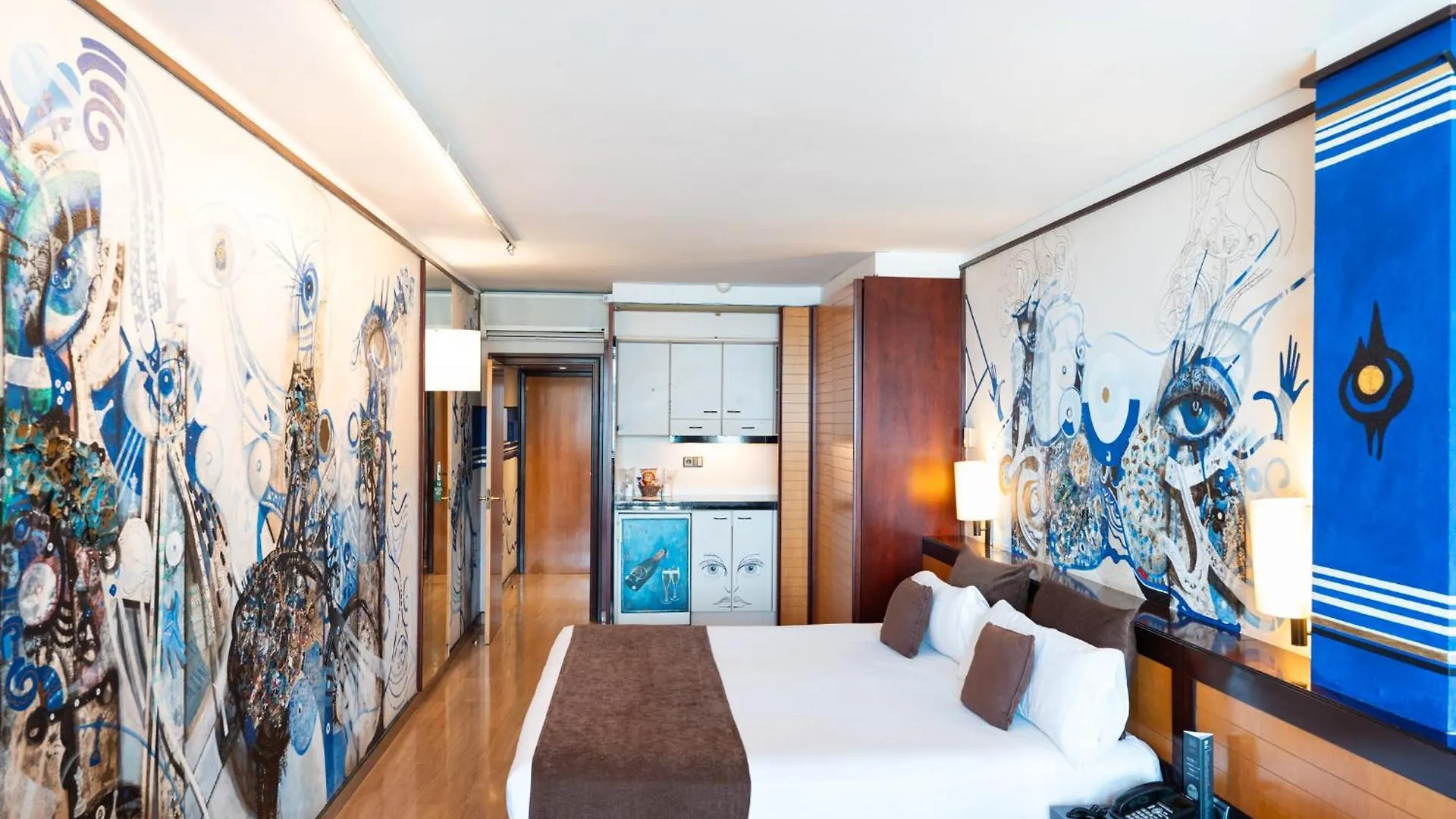 Estela Barcelona Sitges 4*,  Spain